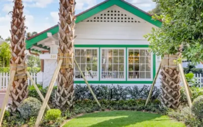 The Polly Earl Award